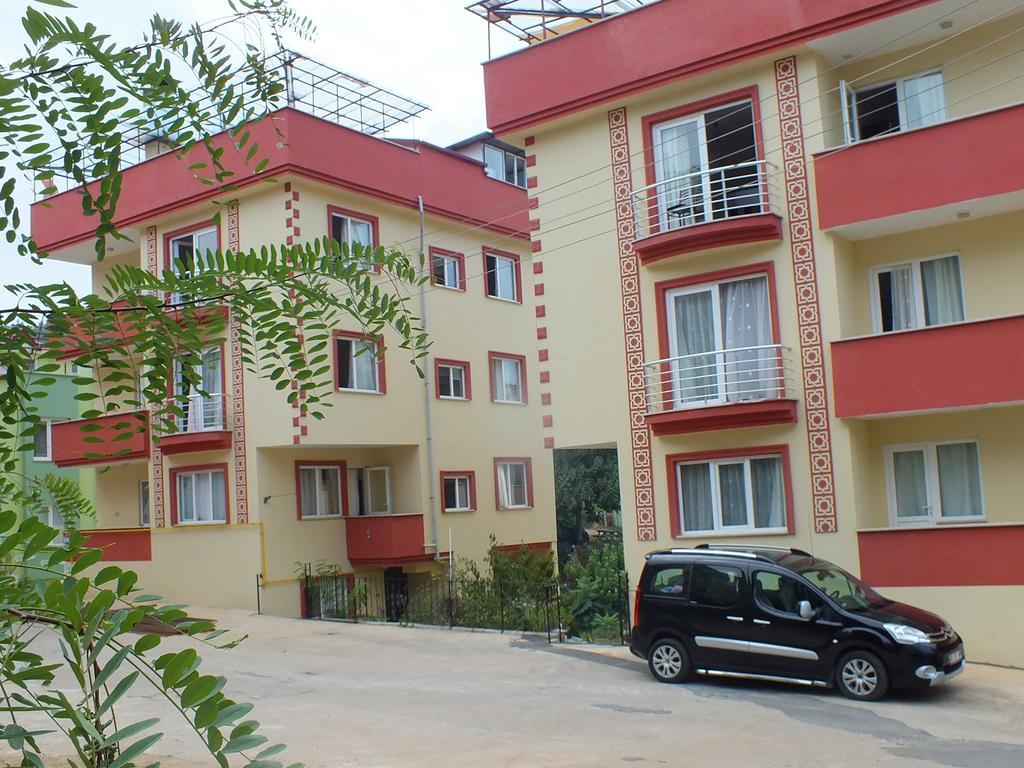 Menekse Apart 1 Trabzon Bilik gambar